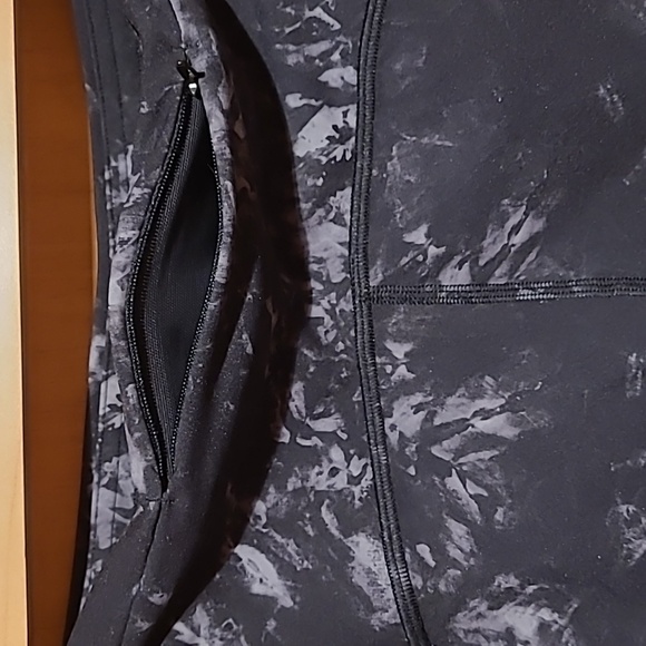 Lululemon Swift Speed 21" High-Rise Tight w/Pockets Aquila Black Multi Sz 18 - Picture 10 of 10